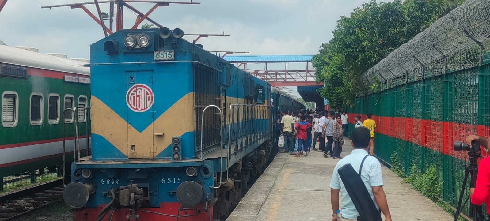 দীর্ঘ অপেক্ষার অবসান, খুলনা-মোংলা রেলপথের যাত্রা শুরু